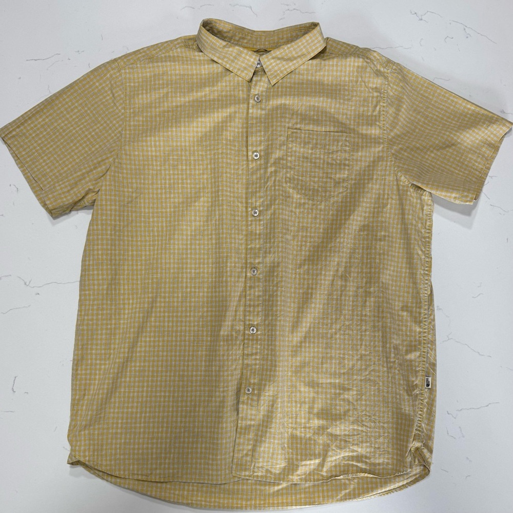 North Face Short Sleeve Button Down XXL Shirt